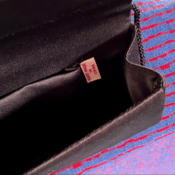 Black satin clutch purse Snap close long cord handle over shoulder or tuck in - Picture 6 of 11